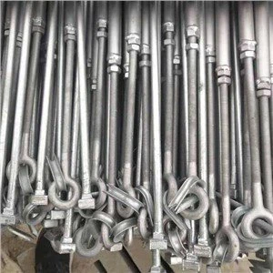 Feuerverzinkter Bodenanker aus Stahl